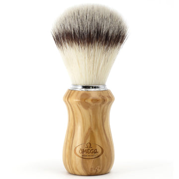 Pamatuf cu par sintetic si maner din lemn de maslin Omega 46832