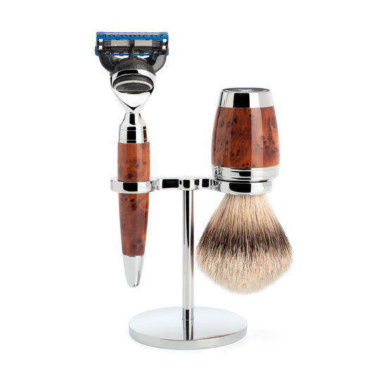 Set de barbierit cu aparat de ras compatibil Gillette Fusion si pamatuf Silvertip Badger cu par de bursuc si maner din lemn de thuia S 091 H 71 F