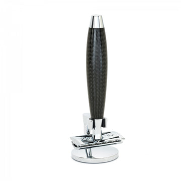 Aparat de ras clasic Safety Razor cu cap cu pieptene inchis si maner din fibra de carbon RED 1 SR