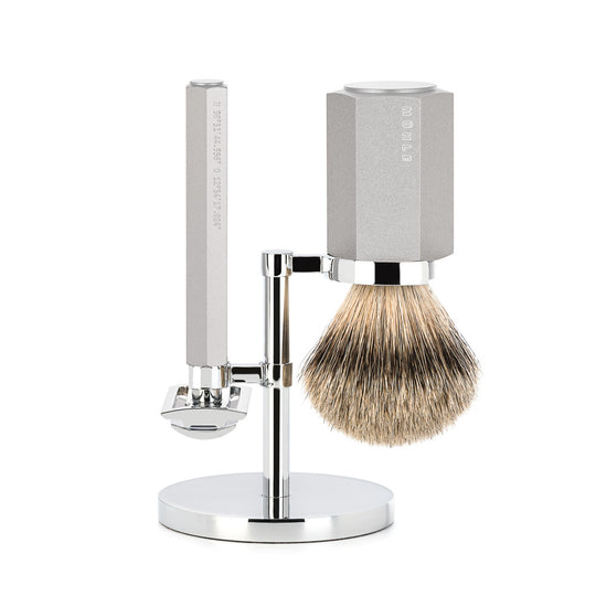 Set barbierit cu aparat de ras clasic si pamatuf Silvertip Badger cu par de bursuc Muehle Hexagon S 091 M HXG PURE