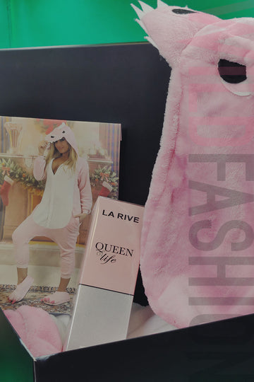 CAD54-5 Cadou Fluffy - pijama pufoasa si parfum