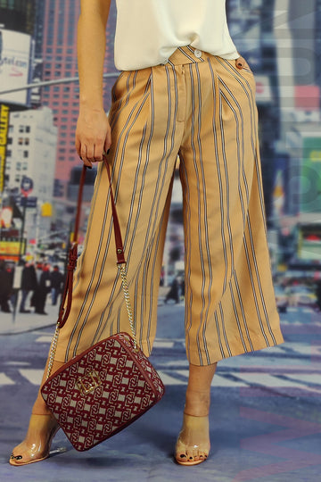 Pantaloni trei sferturi cu croi larg si model CL777RR-1551