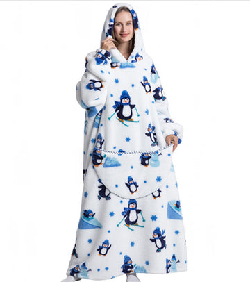 Rochie lunga, pufoasa de casa cu imprimeu pinguini si gluga atasata PJM265-2