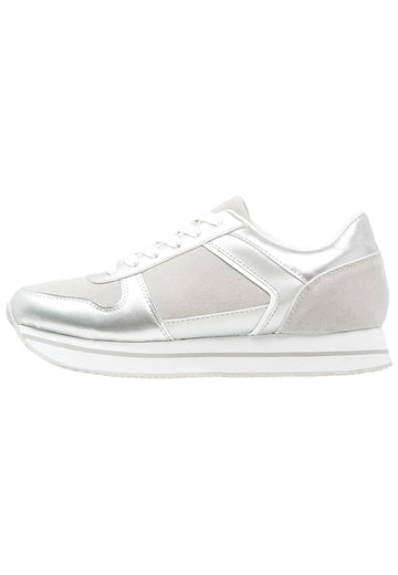 Pantofi sport cu sireturi si accente metalice lacuite CH2508-6