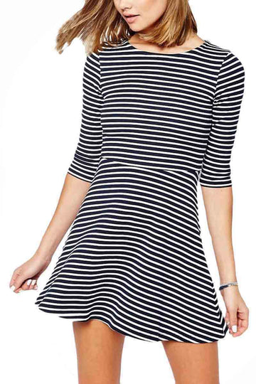 Rochie din bumbac cu maneci trei sferturi si imprimeu cu dungi orizontale P622-244